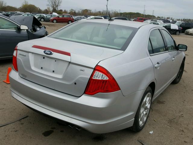 3FAHP0HA0AR254116 - 2010 FORD FUSION SILVER photo 4