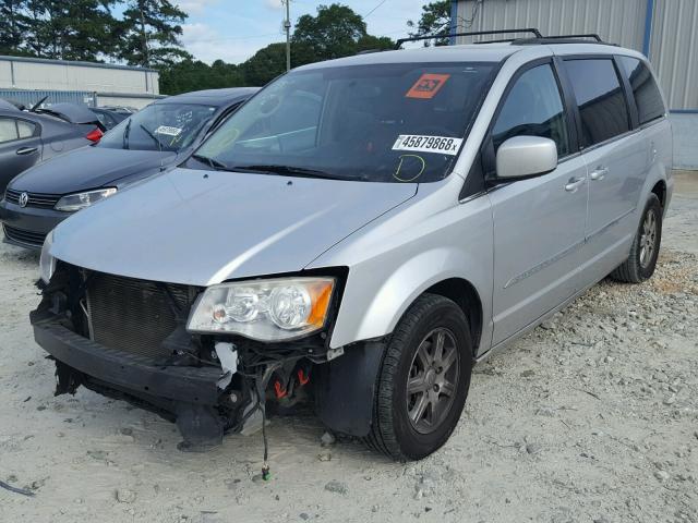 2C4RC1BGXCR282317 - 2012 CHRYSLER TOWN & COU 银色 照片 2