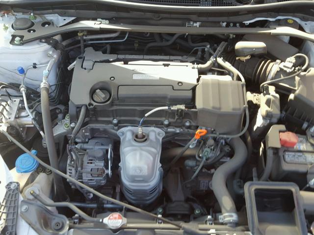 1HGCR2F52HA049824 - 2017 HONDA ACCORD SPO WHITE photo 7