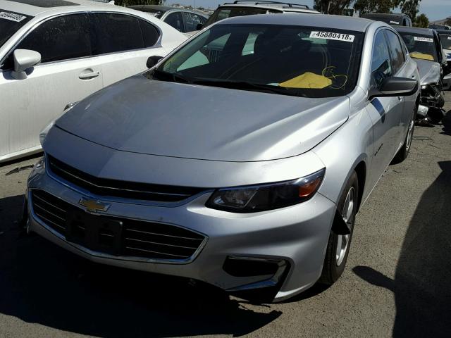 1G1ZB5ST9HF129622 - 2017 CHEVROLET MALIBU LS ვერცხლისფერი ფოტო 2
