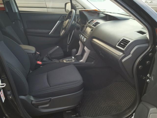 JF2SJABC3HH521814 - 2017 SUBARU FORESTER 2 BLACK photo 5