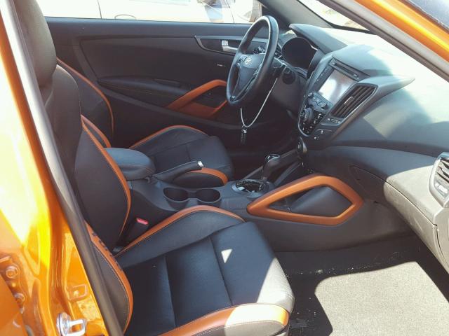 KMHTC6AE5GU273919 - 2016 HYUNDAI VELOSTER T ORANGE photo 5