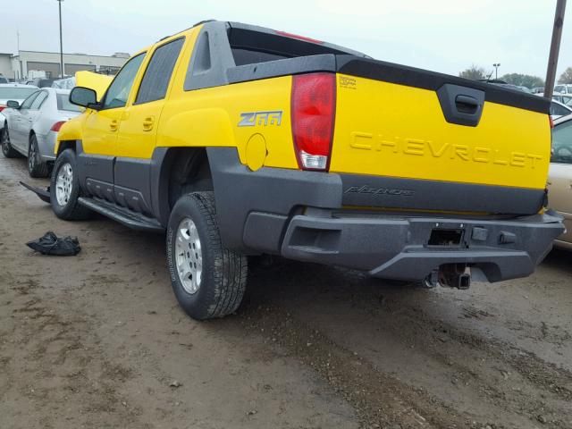 3GNEC13T83G267340 - 2003 CHEVROLET AVALANCHE YELLOW photo 3