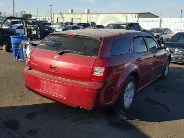 2D4FV48TX5H536204 - 2005 DODGE MAGNUM SE RED photo 4