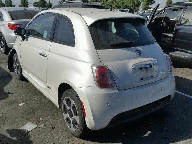 3C3CFFGE6HT561628 - 2017 FIAT 500 ELECTR WHITE photo 3