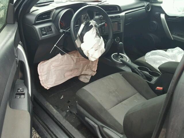 JTKJF5C74FJ004072 - 2015 TOYOTA SCION TC 石墨色 照片 9