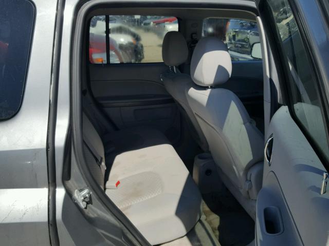 3GNDA13D56S679405 - 2006 CHEVROLET HHR LS Gris foto 6