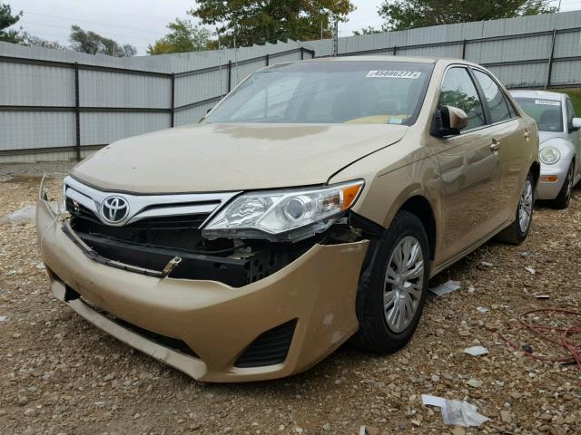 4T1BF1FK5CU026883 - 2012 TOYOTA CAMRY BASE GOLD photo 2