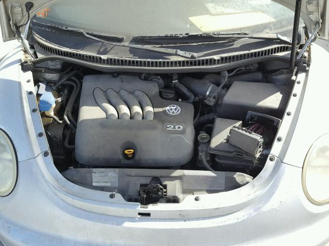 3VWCC21C8YM418997 - 2000 VOLKSWAGEN NEW BEETLE 银色 照片 7