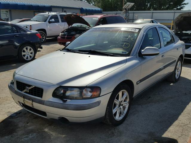 YV1RS58DX12030449 - 2001 VOLVO S60 2.4T SILVER photo 2