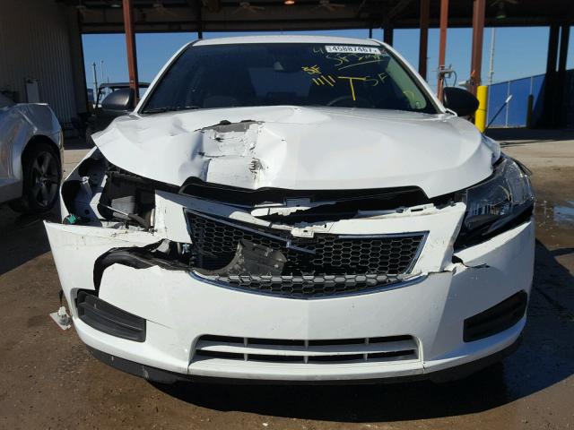 1G1PC5SH9C7380790 - 2012 CHEVROLET CRUZE WHITE photo 9