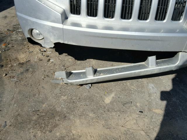 1J4NT4FB5AD591797 - 2010 JEEP COMPASS SP ვერცხლისფერი ფოტო 9