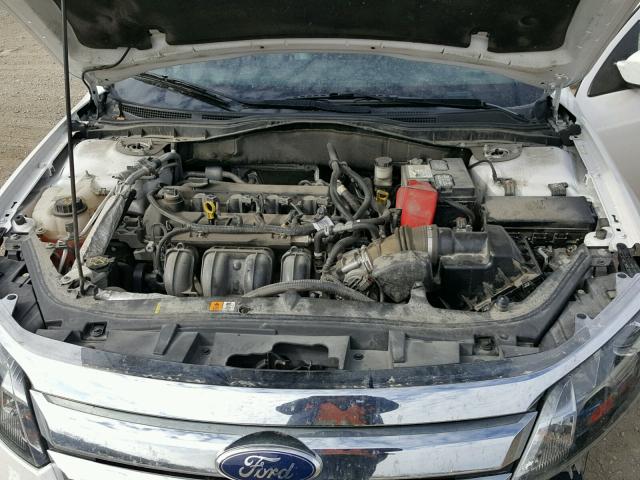 3FAHP0JA4CR180843 - 2012 FORD FUSION WHITE photo 7