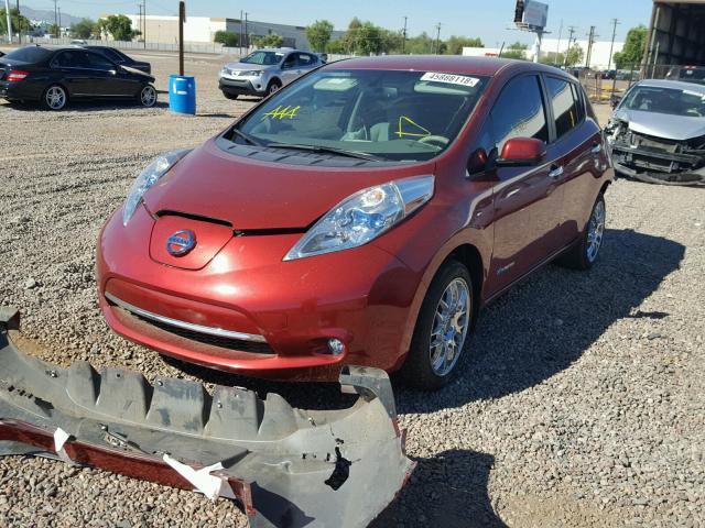 1N4AZ0CP9FC303911 - 2015 NISSAN LEAF S RED photo 2