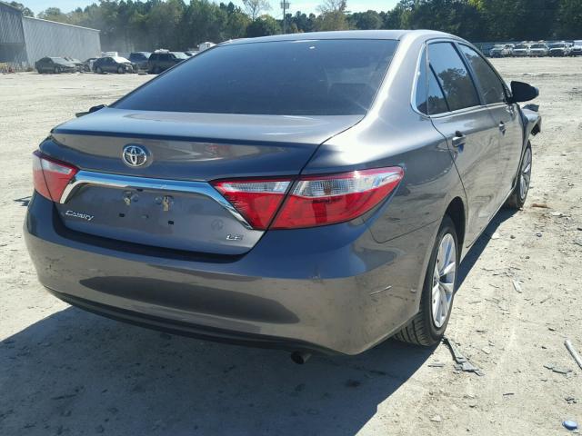 4T1BF1FK1GU527596 - 2016 TOYOTA CAMRY LE BROWN photo 4