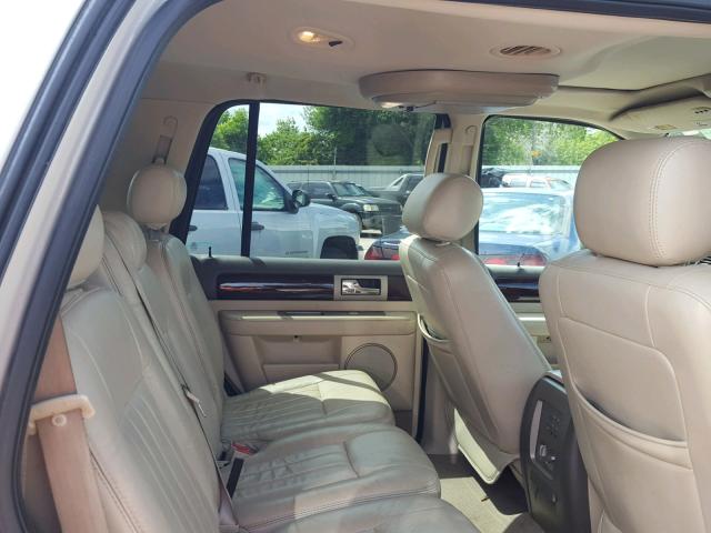 5LMFU27R84LJ34816 - 2004 LINCOLN NAVIGATOR თაფლისფერი ფოტო 6