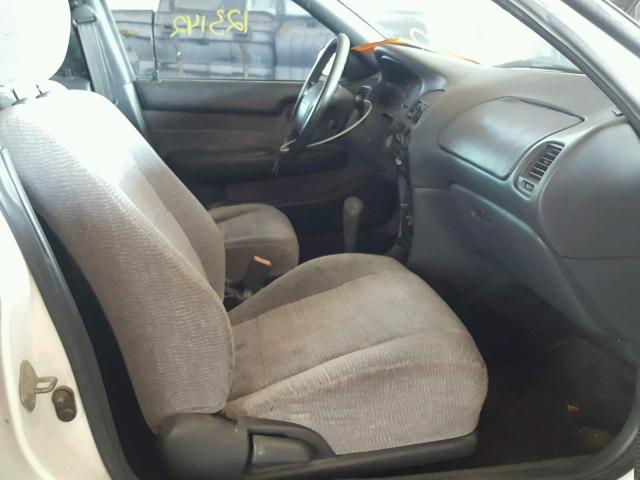 1Y1SK5261TZ060219 - 1996 GEO PRIZM BASE 白色 照片 5