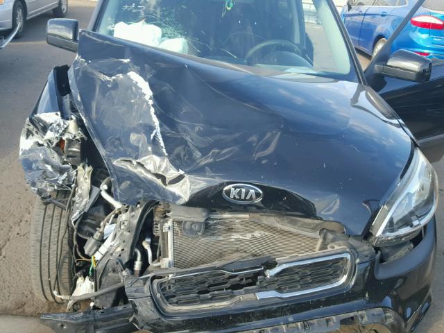 KNDJT2A51D7554727 - 2013 KIA SOUL BLACK photo 7