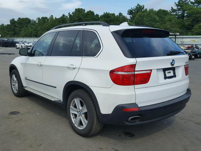 5UXFE8C58AL312700 - 2010 BMW X5 XDRIVE4 WHITE photo 3