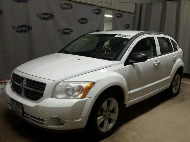 1B3CB3HA4BD262073 - 2011 DODGE CALIBER WHITE photo 2