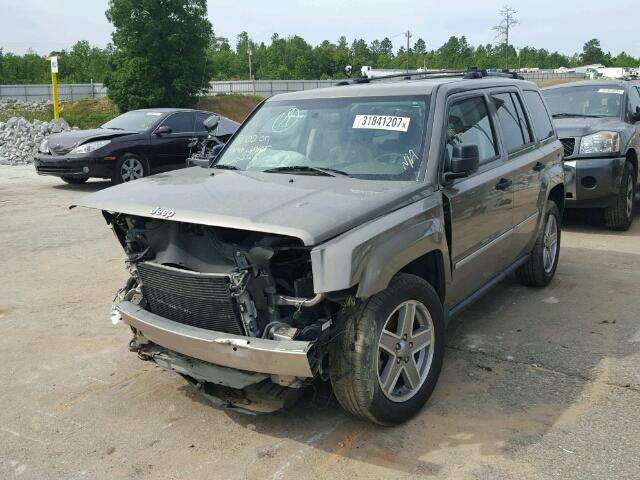 1J8FT48W48D532284 - 2008 JEEP PATRIOT BROWN photo 2