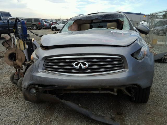 JNRAS18U29M100182 - 2009 INFINITI FX35 GRAY photo 9