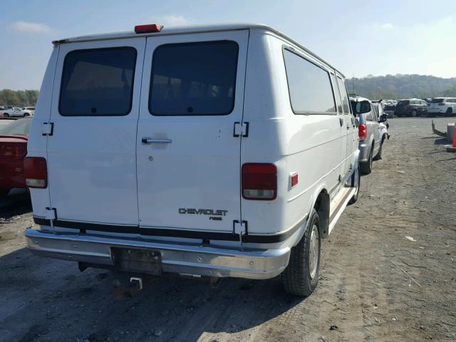 1GAHG39K2SF174214 - 1995 CHEVROLET G30 G30 WHITE photo 4