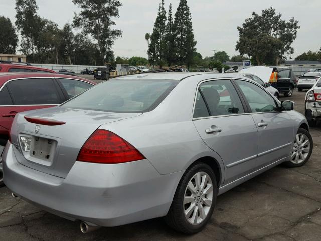 1HGCM66507A083734 - 2007 HONDA ACCORD EX SILVER photo 4