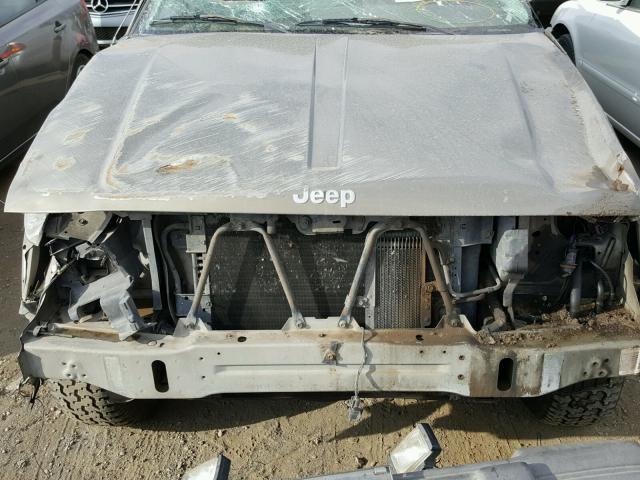 1J4FX58S7VC561546 - 1997 JEEP GRAND CHER BROWN photo 7