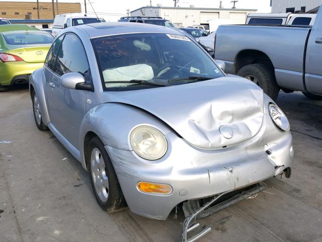 3VWCK21C82M450603 - 2002 VOLKSWAGEN NEW BEETLE 银色 照片 1