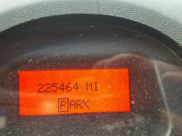 2G2WP522751277505 - 2005 PONTIAC GRAND PRIX SILVER photo 8