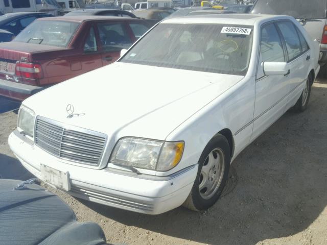 WDBGA43G8VA332828 - 1997 MERCEDES-BENZ S 420 WHITE photo 2