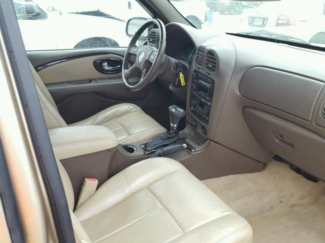 5GADT13S762302492 - 2006 BUICK RAINIER CX TAN photo 5