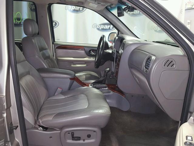 1GKDS13SX22407432 - 2002 GMC ENVOY SILVER photo 5