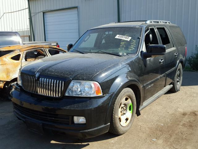 5LMFU28556LJ25022 - 2006 LINCOLN NAVIGATOR Siyah fotoğraf 2