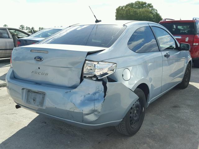 1FAHP32N18W201381 - 2008 FORD FOCUS S/SE BLUE photo 4