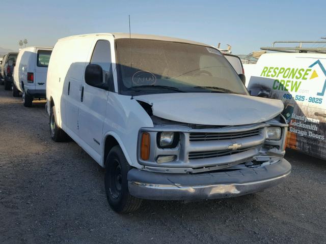 1GCFG15RX11124940 - 2001 CHEVROLET EXPRESS G1 WHITE photo 1