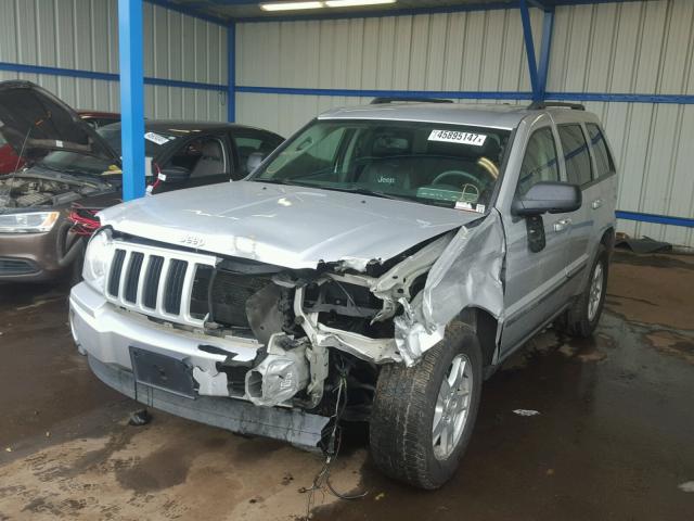 1J8GR48K67C664287 - 2007 JEEP GRAND CHER SILVER photo 2