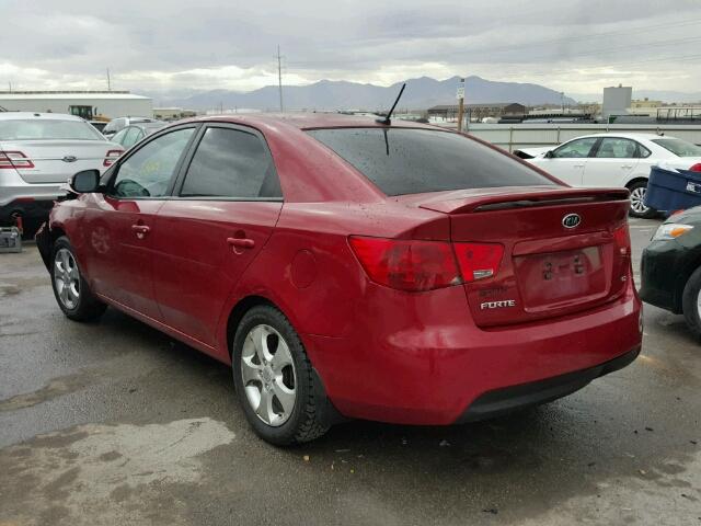 KNAFU4A28A5308704 - 2010 KIA FORTE RED photo 3