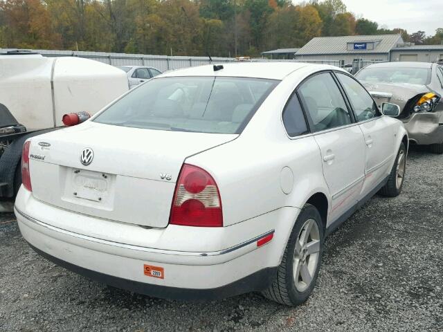 WVWRH63B44P092078 - 2004 VOLKSWAGEN PASSAT WHITE photo 4