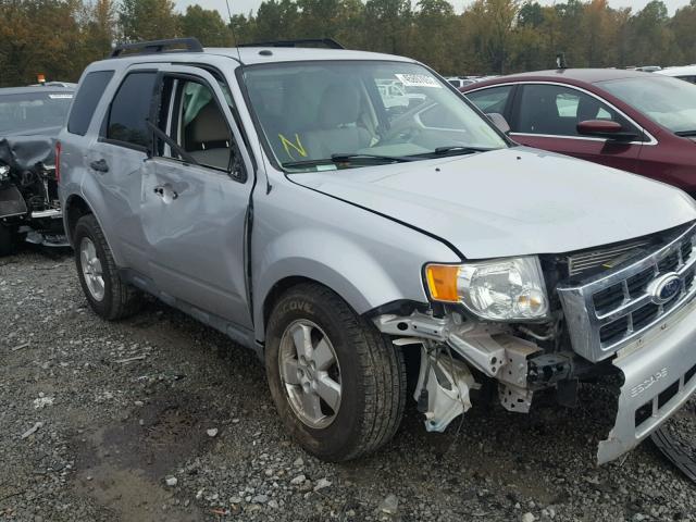 1FMCU0D74BKA88076 - 2011 FORD ESCAPE XLT SILVER photo 9