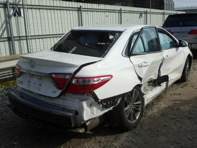 4T1BF1FKXGU240483 - 2016 TOYOTA CAMRY LE WHITE photo 4