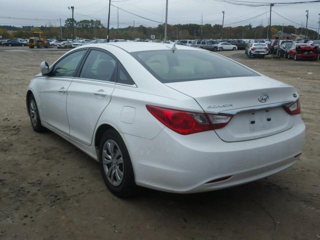 5NPEB4AC6CH375012 - 2012 HYUNDAI SONATA GLS WHITE photo 3