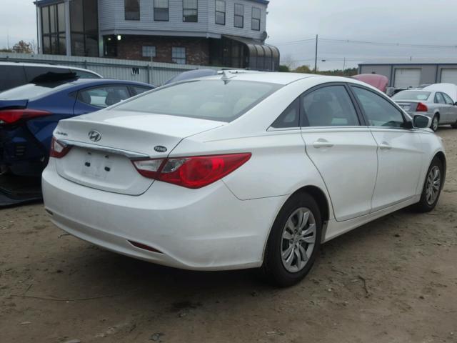 5NPEB4AC6CH375012 - 2012 HYUNDAI SONATA GLS WHITE photo 4