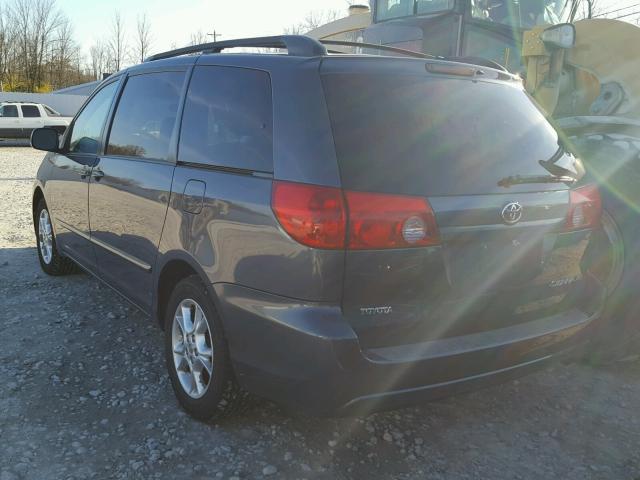 5TDZA22CX6S581794 - 2006 TOYOTA SIENNA XLE GRAY photo 3