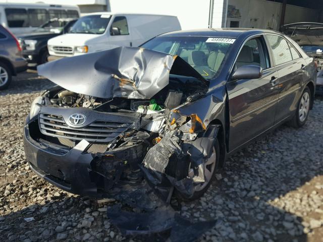 4T4BE46K39R104399 - 2009 TOYOTA CAMRY GRAY photo 2