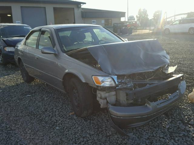 JT2BG22K7W0227539 - 1998 TOYOTA CAMRY CE SILVER photo 1