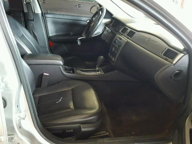 2G1WD58C369236904 - 2006 CHEVROLET IMPALA SUP ვერცხლისფერი ფოტო 5