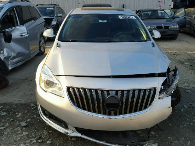 2G4GM5EX0H9132808 - 2017 BUICK REGAL 银色 照片 9