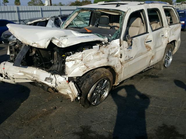 1GYEK63N96R101417 - 2006 CADILLAC ESCALADE L WHITE photo 2